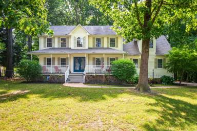 Main picture of 5704 Haley Ln