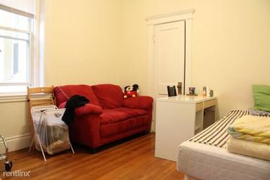 Main picture of 72 Kirkland St