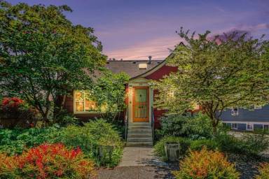 Main picture of 351 NW 84th St Seattle, WA 98117