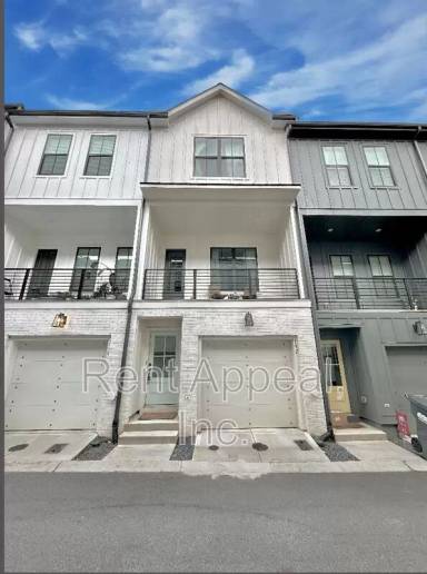 Main picture of 192 Chestnut Cir