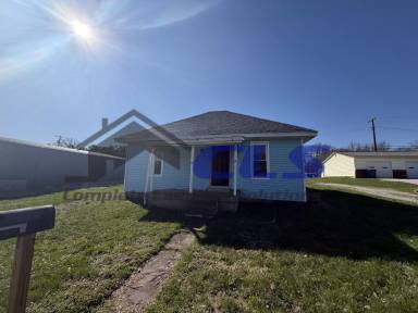 Main picture of 1021 E Main St