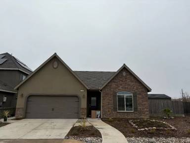 Main picture of 3806 Alamos Ave