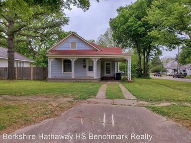 Main picture of 540 N Louisa Ave