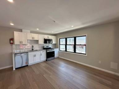 Main picture of 58 Easton Ave