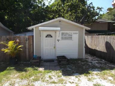 Main picture of 1414 17th St W