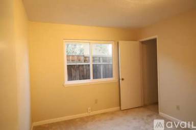 Main picture of 2904 Honeysuckle Cir
