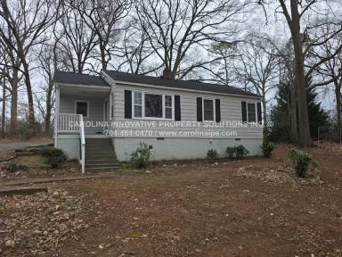 Main picture of 2711 Beech Nut Rd