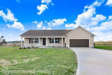 Main picture of 103 Michael Thomas Pl