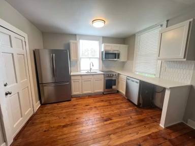 Main picture of 30 Chapel St