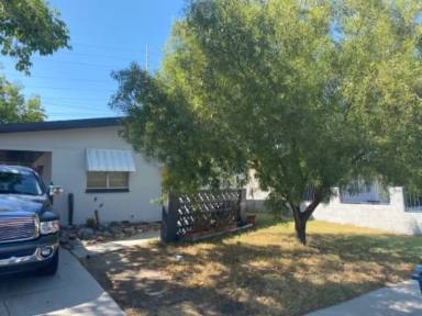Main picture of 1405 Fay Blvd