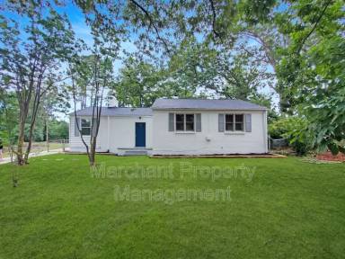 Main picture of 4 Brookforest Dr