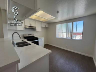 Main picture of 13800 Chadron Ave