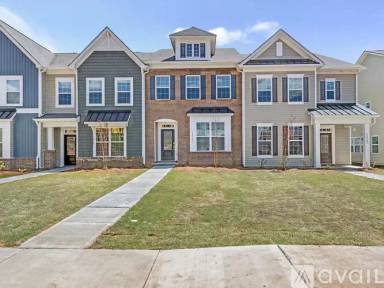 Main picture of 15741 Country House St