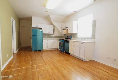 Main picture of 3919 N Ravenswood Ave