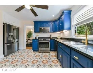 Main picture of 47 Lothrop Ave