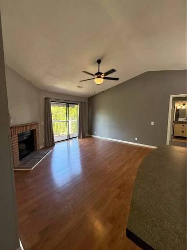 Main picture of 44 Woodland Hills Dr