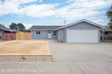 Main picture of 147 Patricia Dr