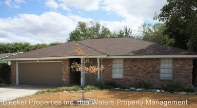 Main picture of 302 Northwood Dr