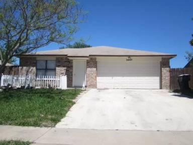 Main picture of 2611 Traverse Dr