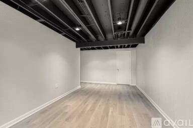 Main picture of 1305 La Chateau Dr