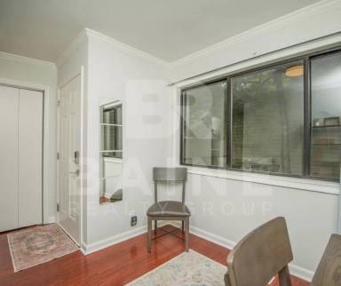 Main picture of 714 Idlewood Ln
