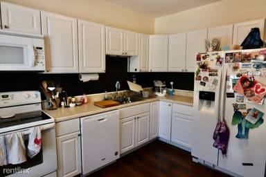 Main picture of 120A Babcock St