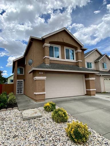 Main picture of 305 Promenade Cir