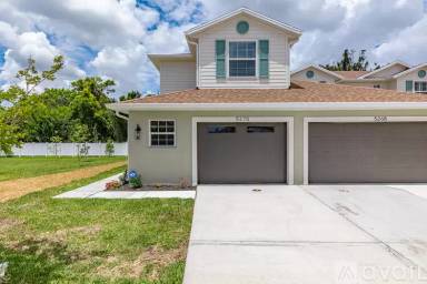 Main picture of 5270 Neil Dr