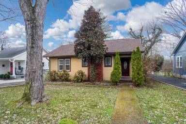 Main picture of 1542 Douglas Ave