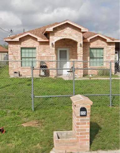 Main picture of 355 Avenida Estrella