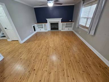 Main picture of 130 Spain Dr