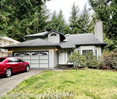 Main picture of 3 Fairway Ln