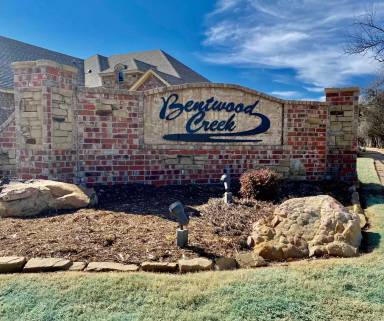 Main picture of 6608 Bentley Dr
