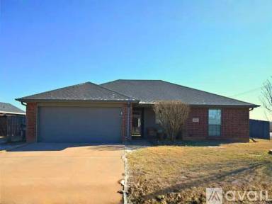Main picture of 5441 Ricci St