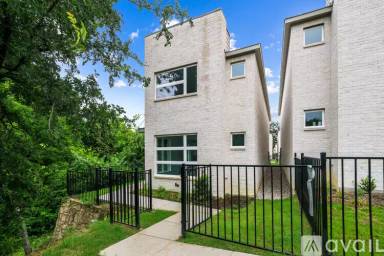 Main picture of 321 Oakbend Dr
