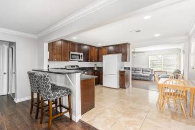 Main picture of 6316 Skyline Dr