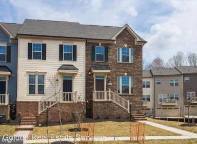 Main picture of 2127 Hemlock Bay Rd