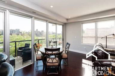 Main picture of 1342 W Randolph St