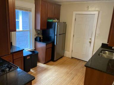 Main picture of 2434-34B N Cramer St