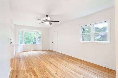 Main picture of 882 Oakland Dr SW