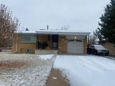 Main picture of 1246 S Clay St