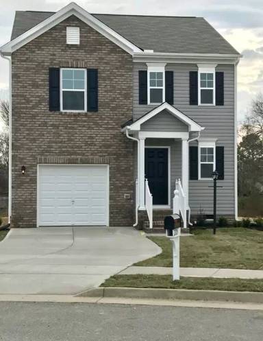 Main picture of 2705 Elkridge Cir