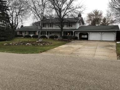 Main picture of 19350 N Hills Dr