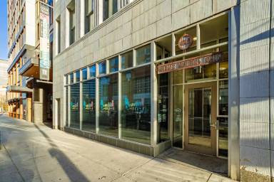 Main picture of 1742 Champa St