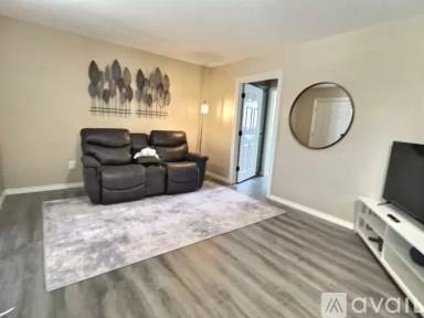 Main picture of 6313 NW Elm Ave