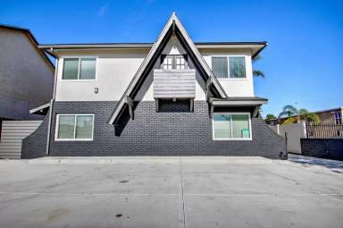 Main picture of 4659 Oregon St