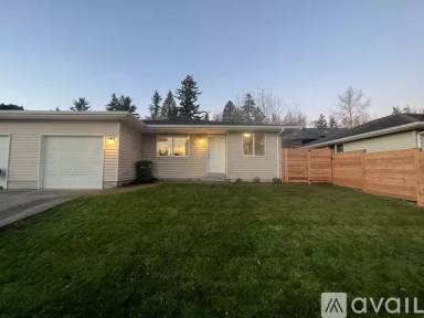 Main picture of 1650 Bayview Ave