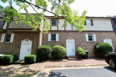 Main picture of 1216 Mountain View Dr