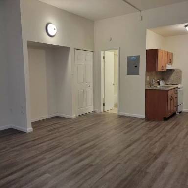 Main picture of 831 Fremont St