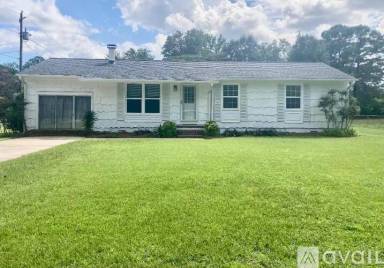 Main picture of 3521 Middle Sound Loop Rd